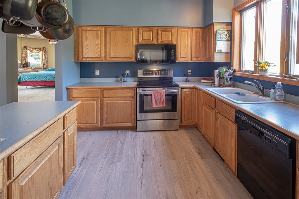 7 East Buckland Road Buckland, MA 01370 - Photo 9 of 40