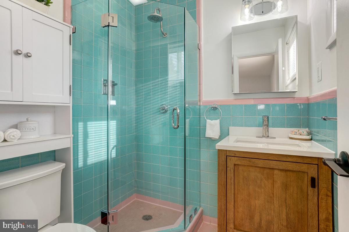 1446 Roxanna Road Northwest Washington, DC 20012 - Photo 16 of 38