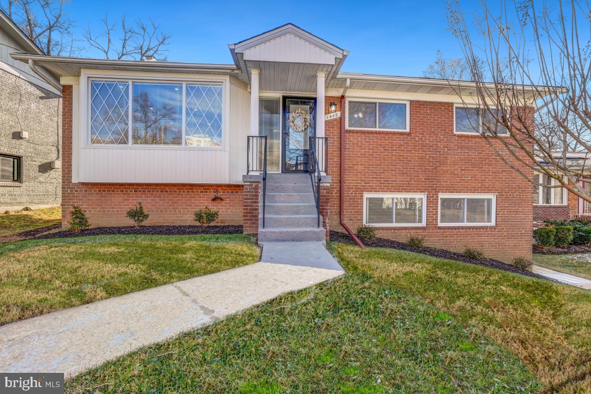 1446 Roxanna Road Northwest Washington, DC 20012 - Photo 2 of 38