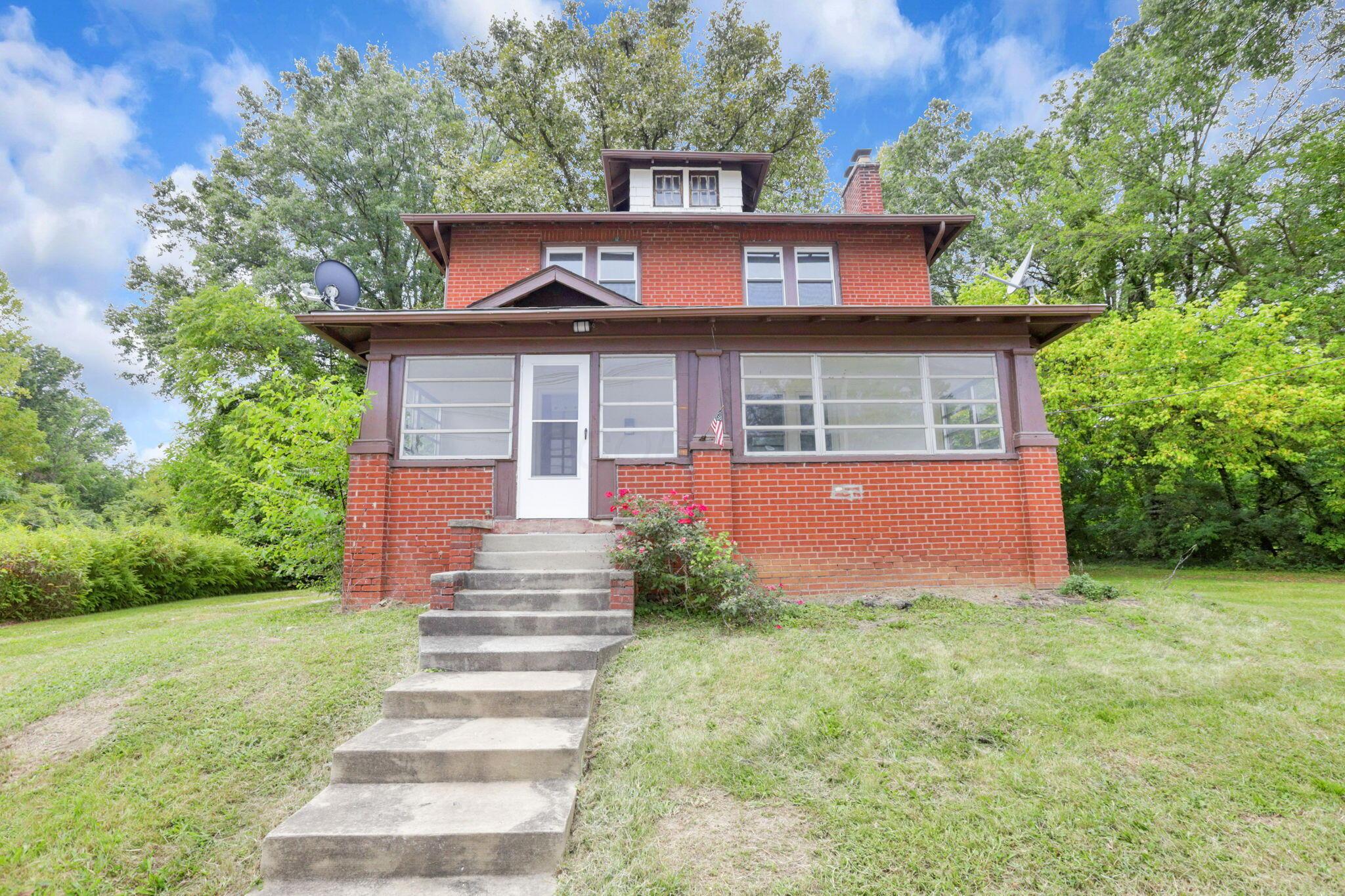 2365 Stelzer Road Columbus, OH 43219 - Photo 2 of 33 2-2365 Stelzer Roadweb-or-mls-IMG_6002