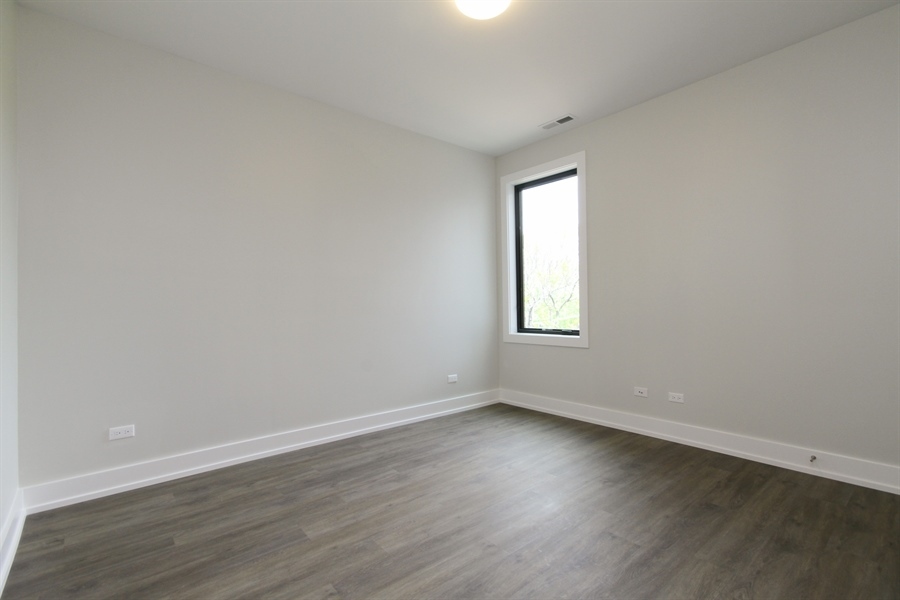 2111 South Halsted Street, Unit 402 Chicago, IL 60608 - Photo 11 of 14