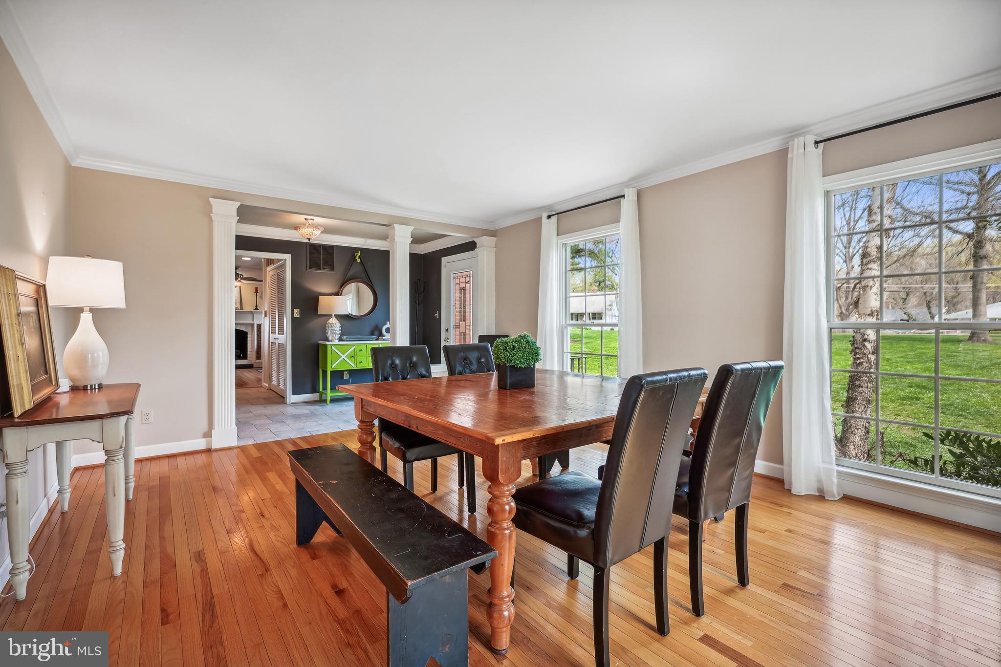 16100 Riffle Ford Road Darnestown, MD 20878 - Photo 17 of 60 Dining Room