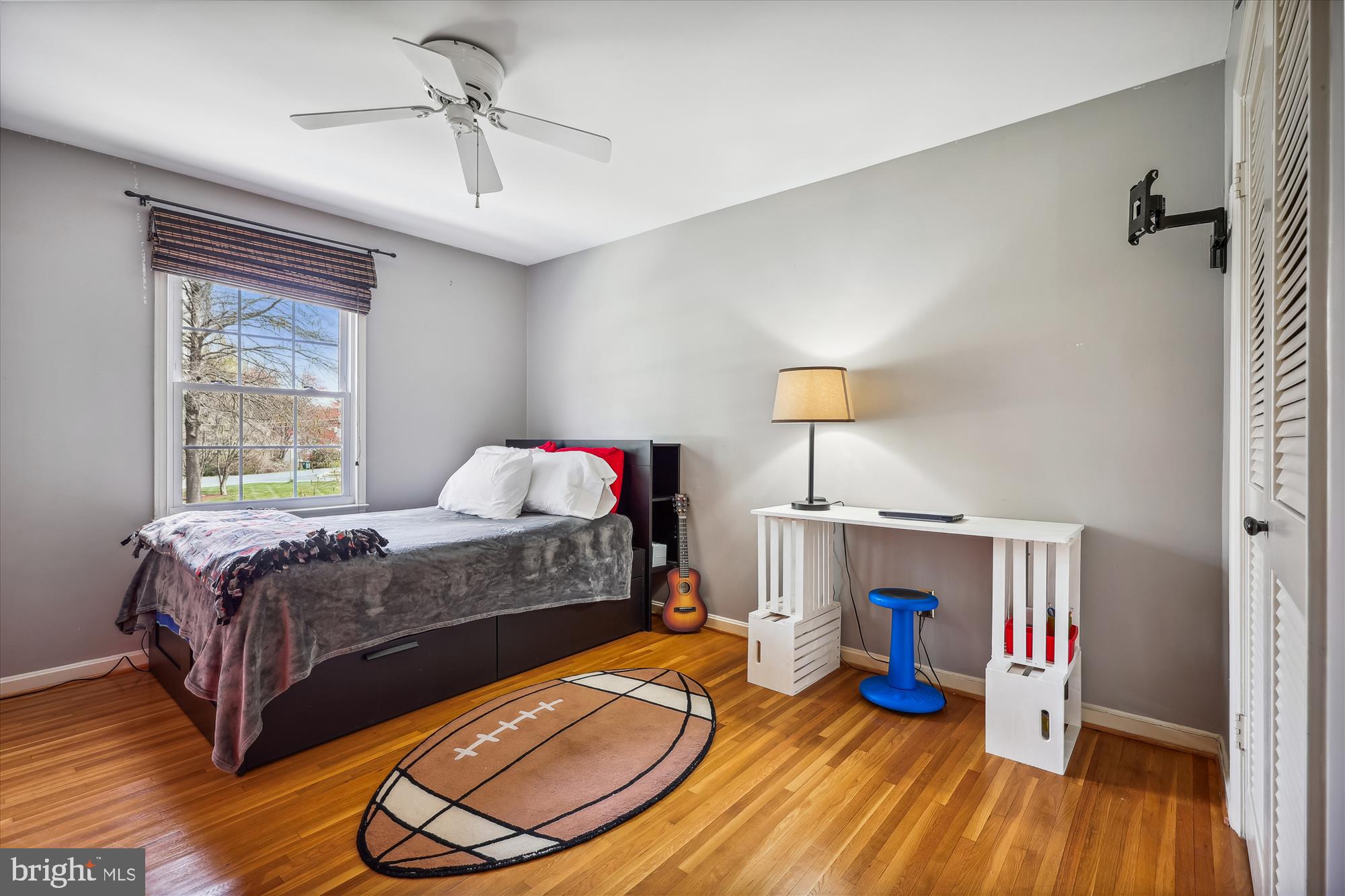 16100 Riffle Ford Road Darnestown, MD 20878 - Photo 38 of 60 Bedroom # 3 upstairs