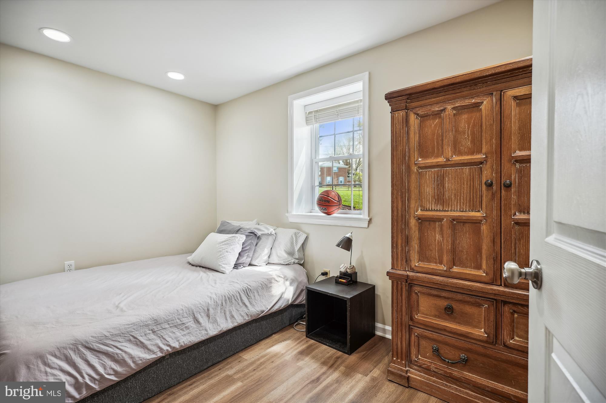 16100 Riffle Ford Road Darnestown, MD 20878 - Photo 46 of 60 Bedroom 5 (basement)