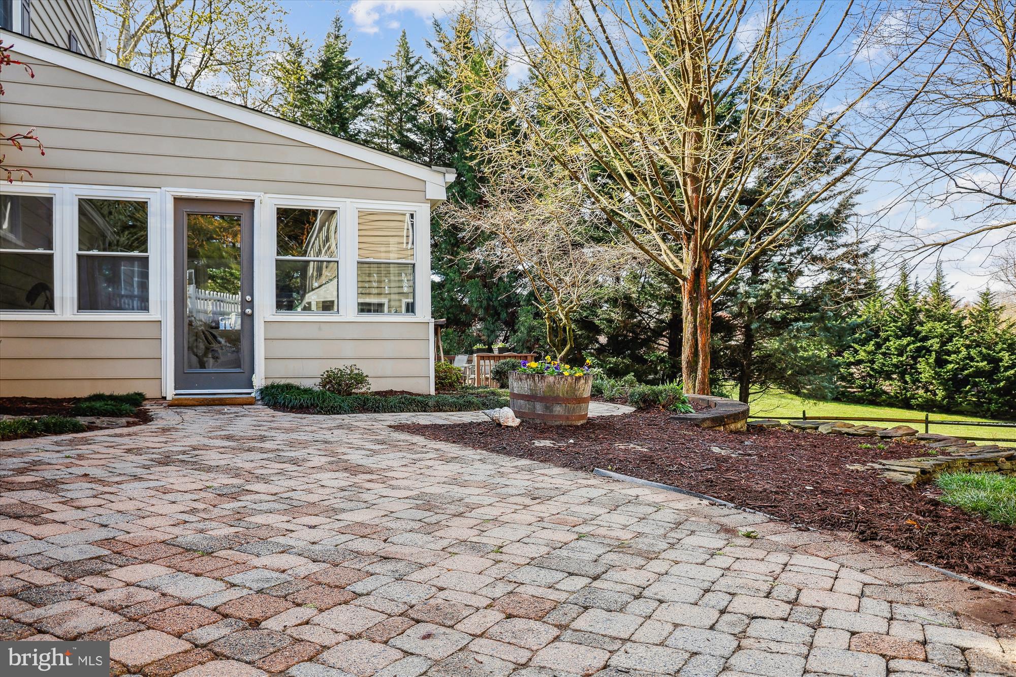 16100 Riffle Ford Road Darnestown, MD 20878 - Photo 5 of 60 Sunroom entrance + view of rear yard