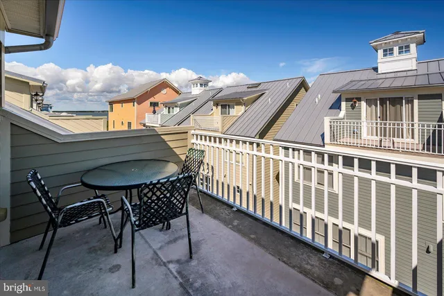 a picture of a wall with a white wall and a painting