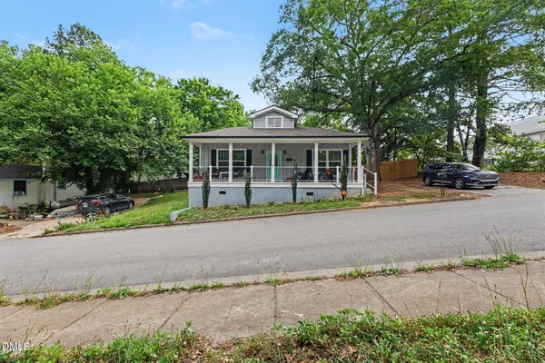 $318,000 | 425 East Stallings Street, Clayton, NC 27520
