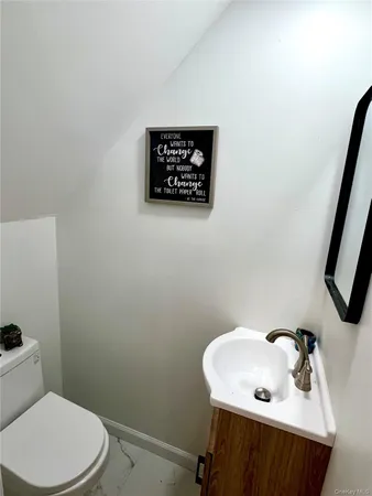 $3,200 | 126 West Main Street, Unit 1, Middletown, NY 10940