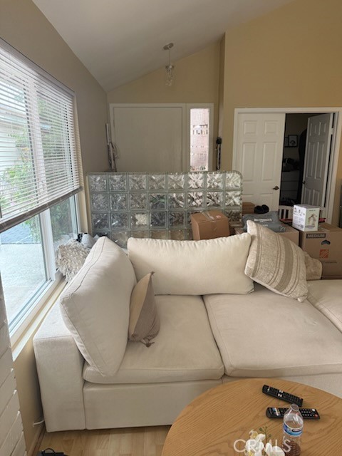 8 Robin Irvine, CA 92604 - Photo 17 of 20 a living room with furniture and a flat screen tv