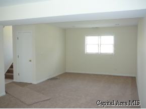 104 Venus Villa Springfield, IL 62703 - Photo 3 of 6 Gallery Image 3