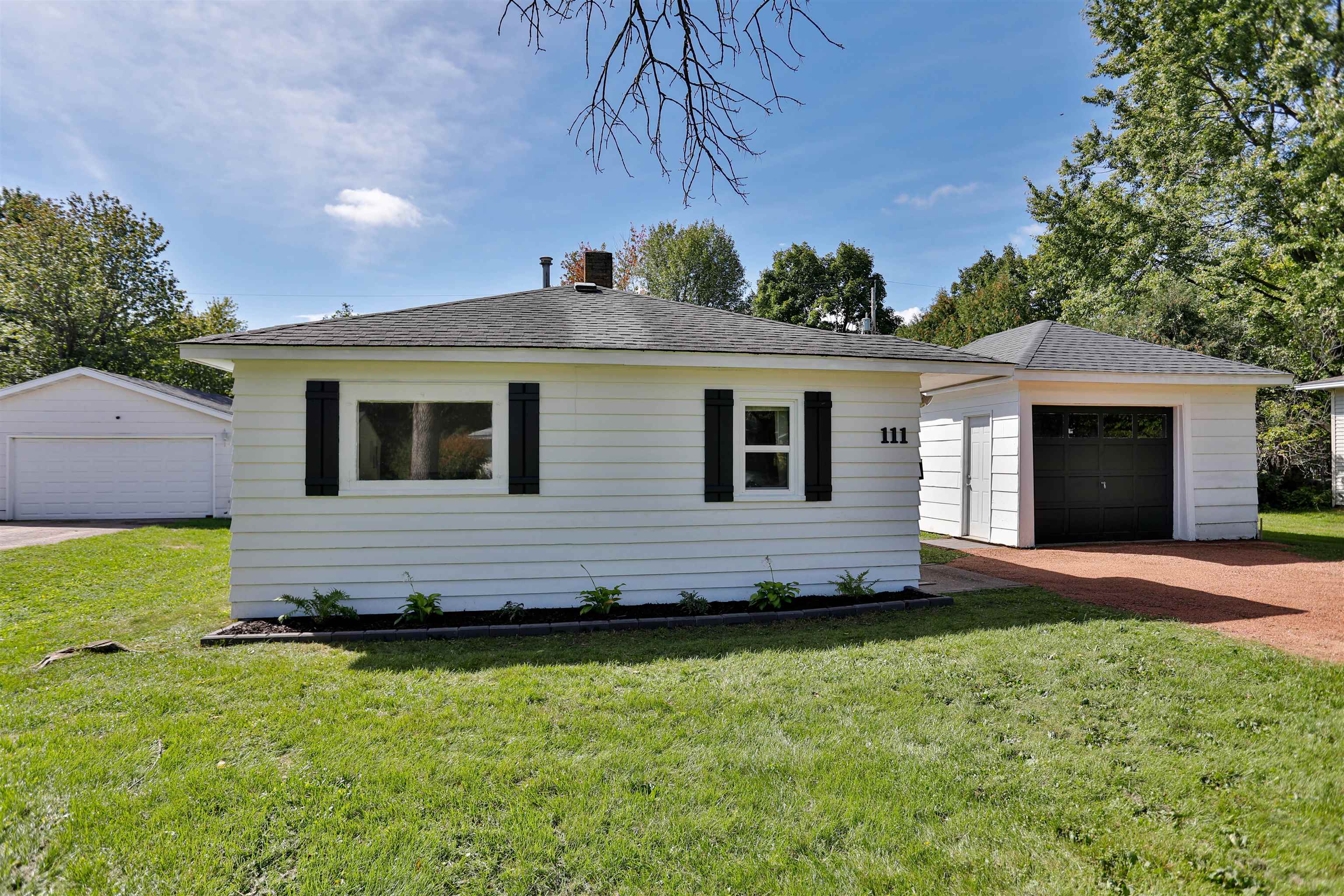 111 Schmidt Avenue Rothschild, WI 54474 - Photo 4 of 22 Gallery Image 4