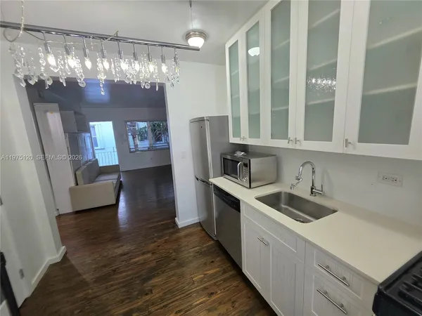 $1,700 | 1616 Euclid Avenue, Unit 12, Miami Beach, FL 33139