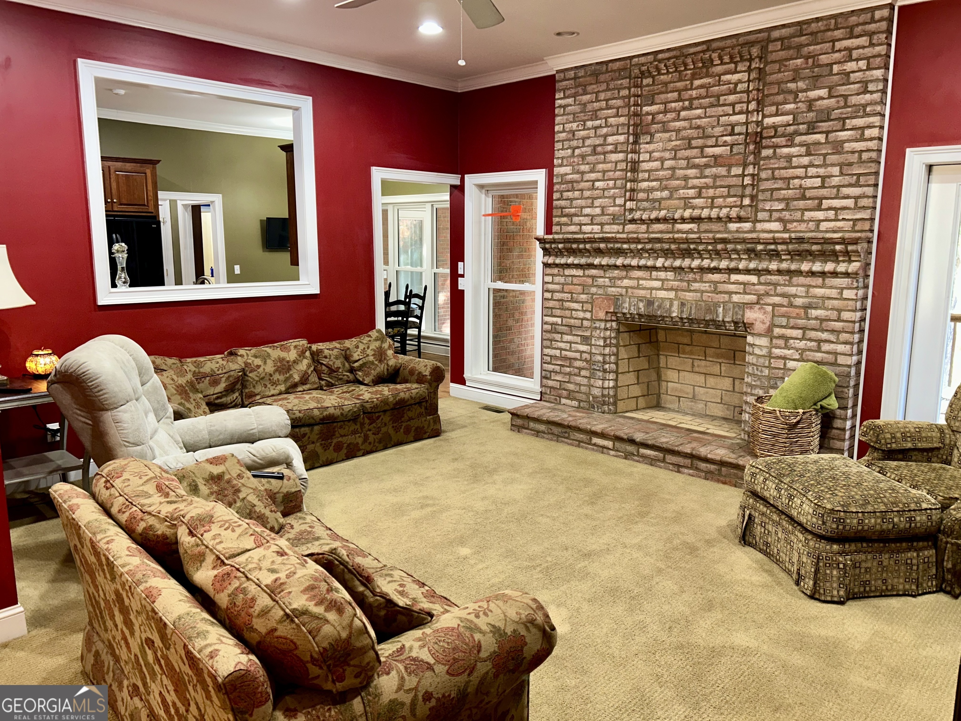 518 Fambrough Drive Elberton, GA 30635 - Photo 24 of 74 a living room with furniture
