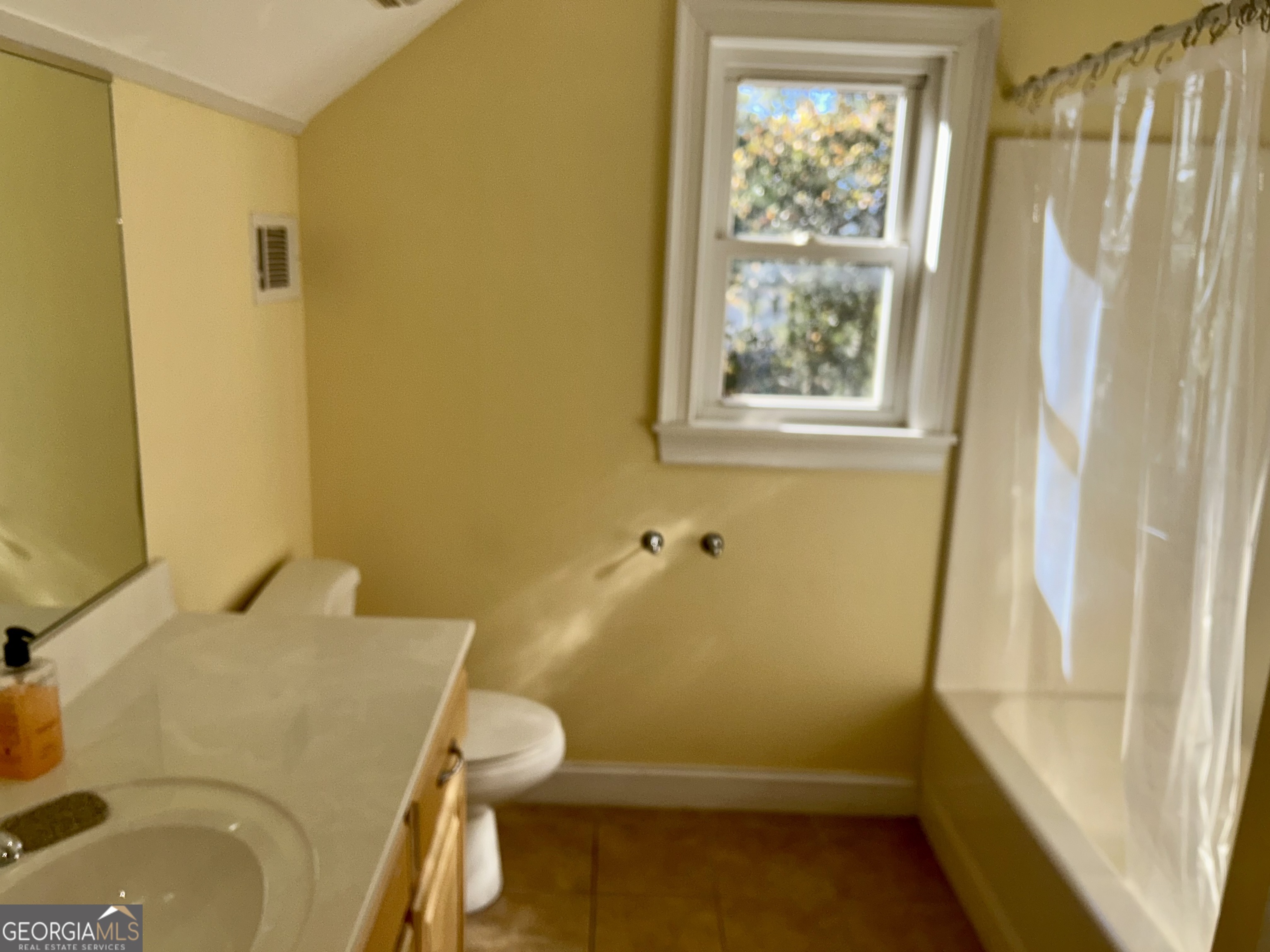 518 Fambrough Drive Elberton, GA 30635 - Photo 58 of 74 a bathroom with a sink and a bathtub