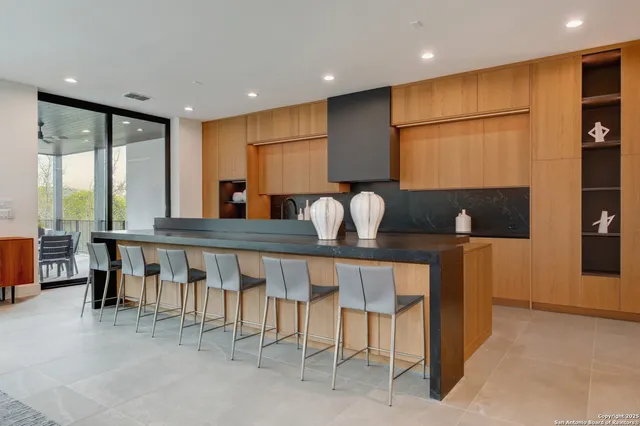 $3,949,000 | 24619 Cliff Line, San Antonio, TX 78257