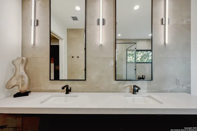 $3,949,000 | 24619 Cliff Line, San Antonio, TX 78257