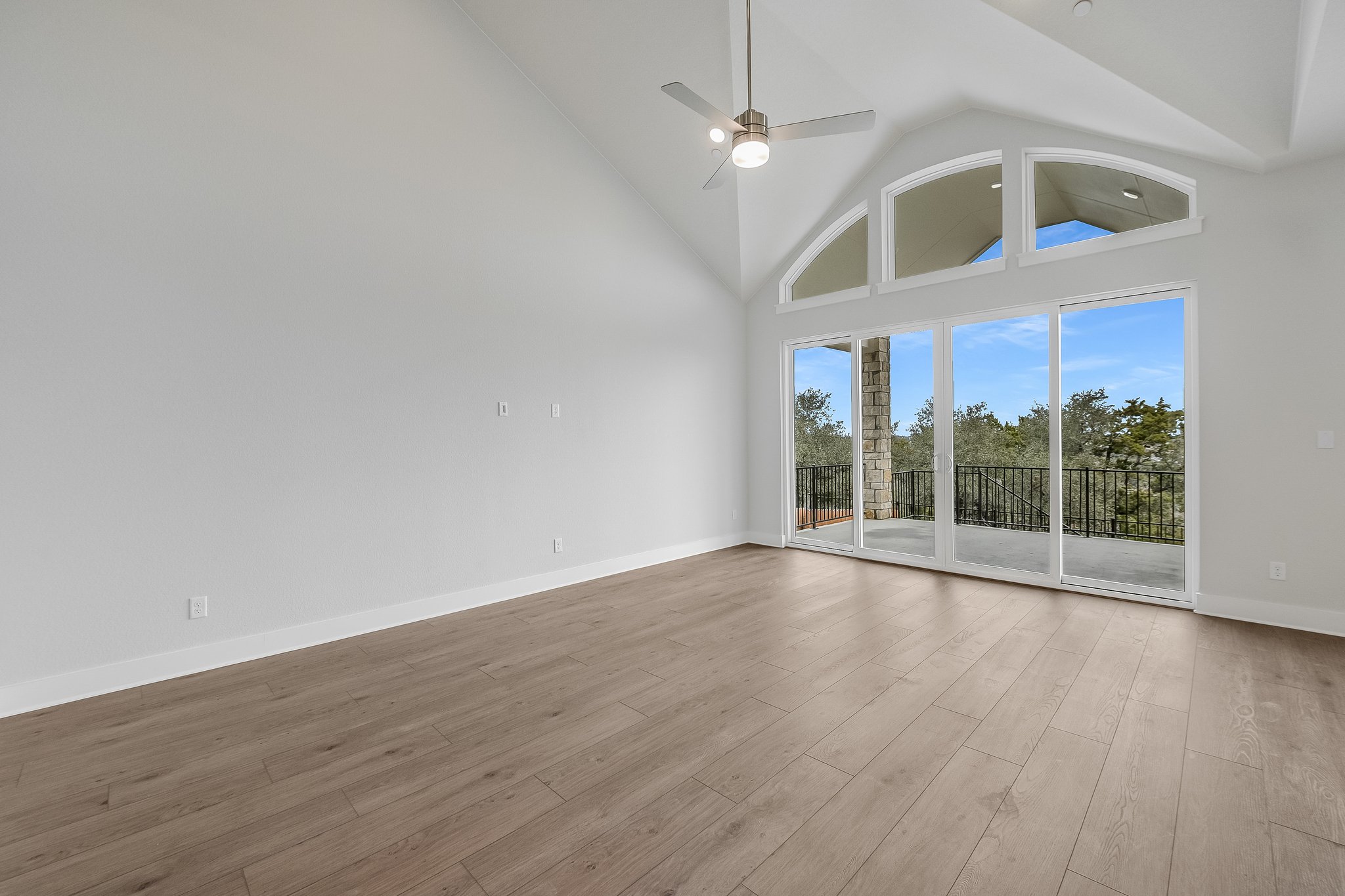 17308 Hattie Trace Austin, TX 78738 - Photo 11 of 39 Family Room