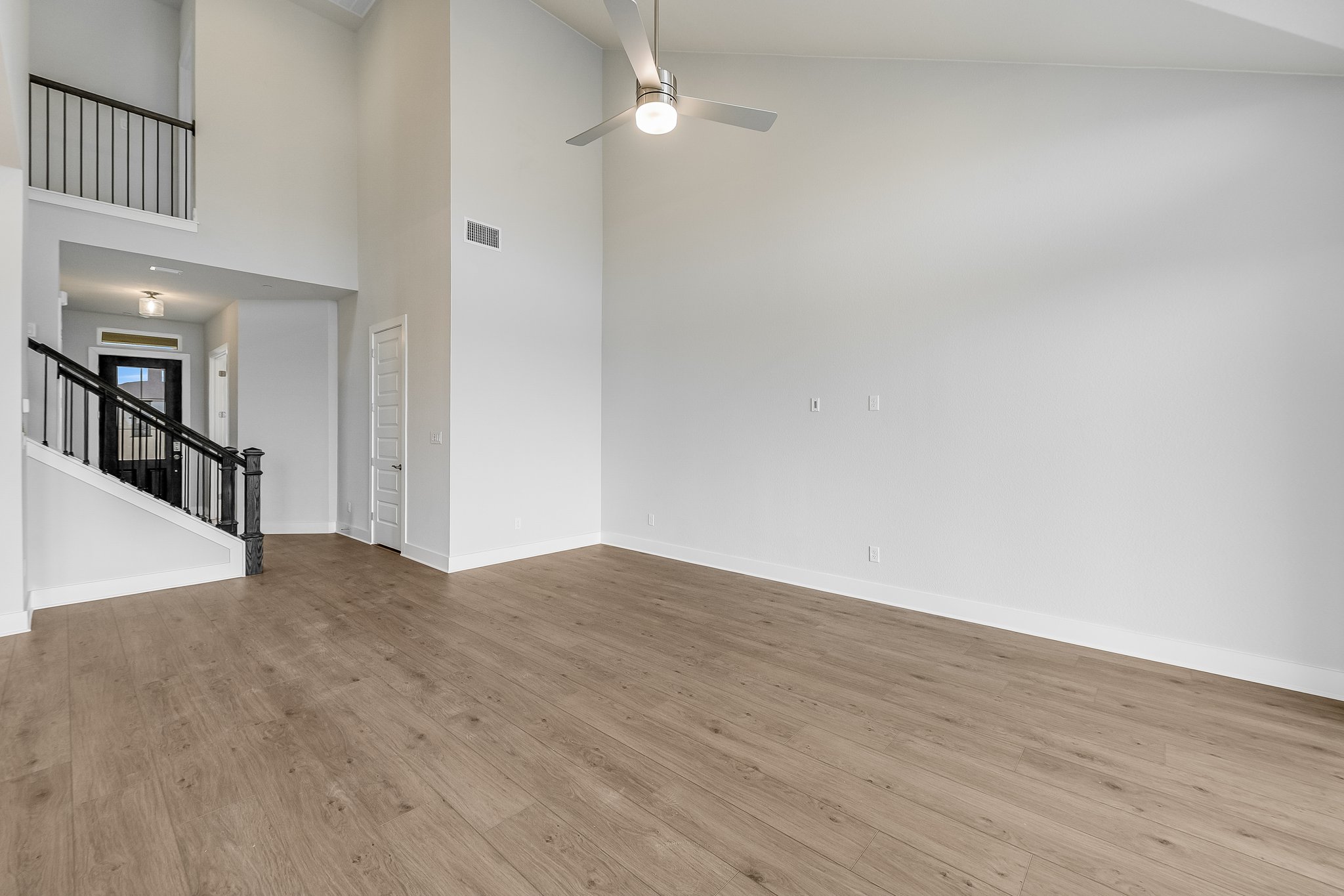 17308 Hattie Trace Austin, TX 78738 - Photo 13 of 39 Family Room