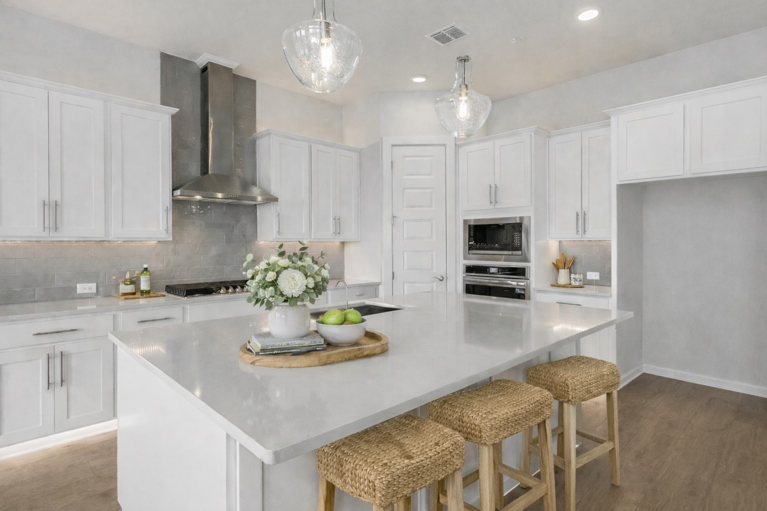 17308 Hattie Trace Austin, TX 78738 - Photo 6 of 39 *Virtually Staged Kitchen*