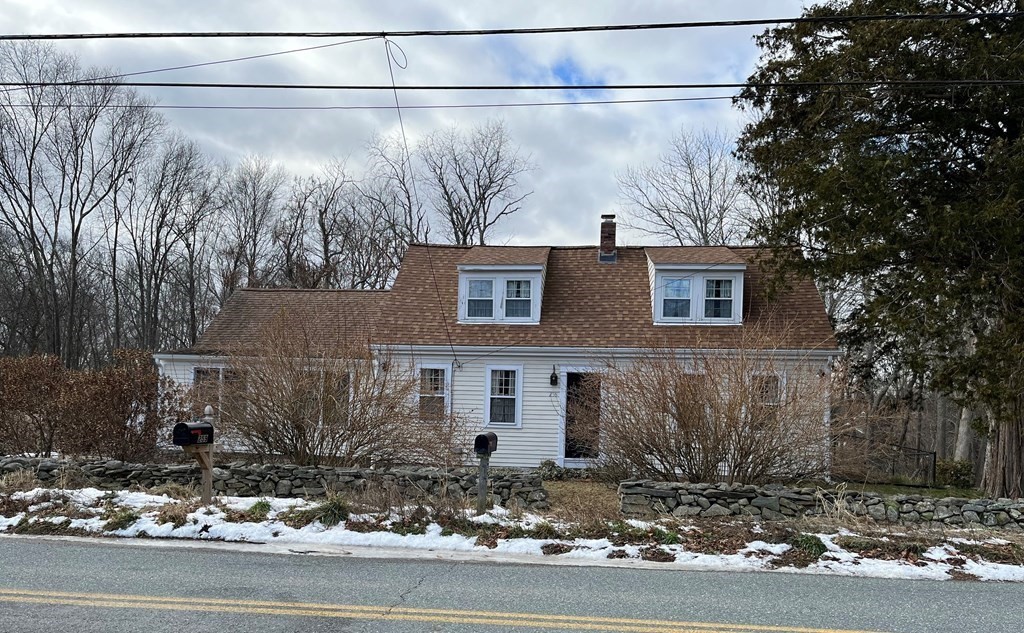 258 Chestnut Street Rehoboth, MA 02769 - Photo 24 of 34 a view of a house with a street
