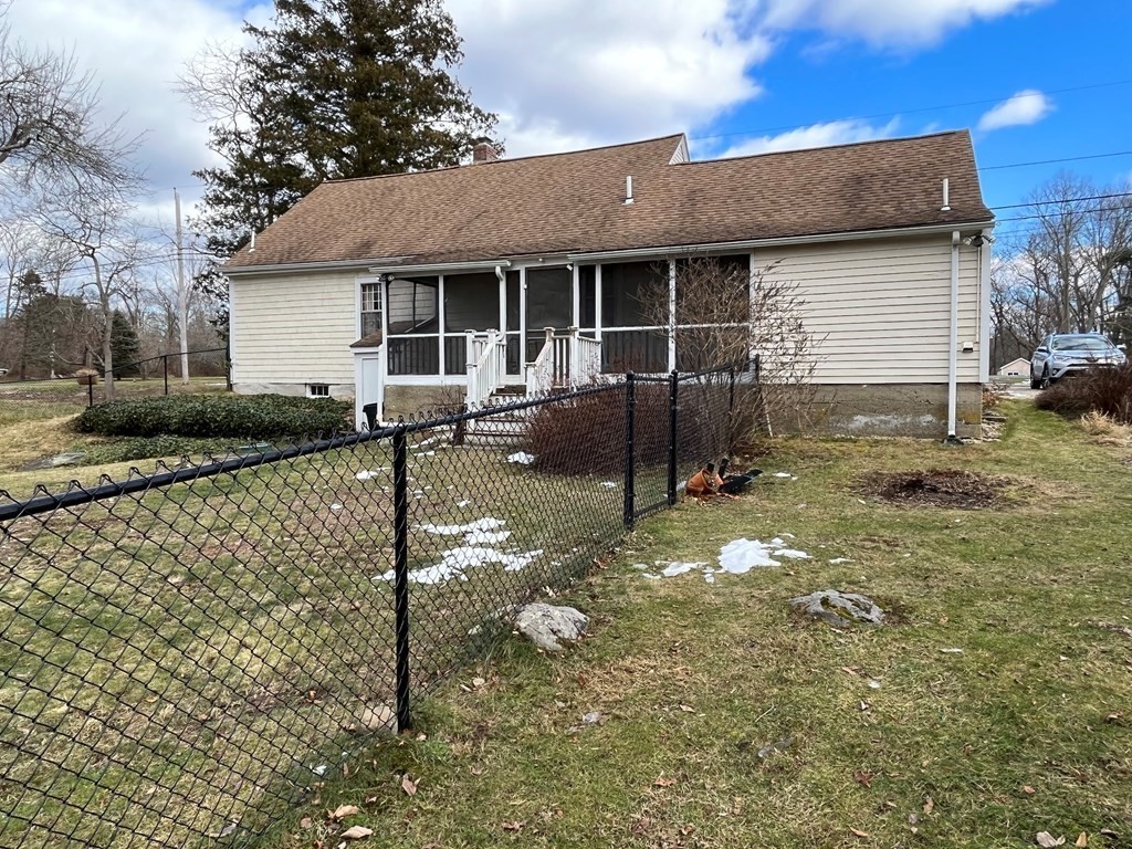 258 Chestnut Street Rehoboth, MA 02769 - Photo 26 of 34 a front view of a house with garden