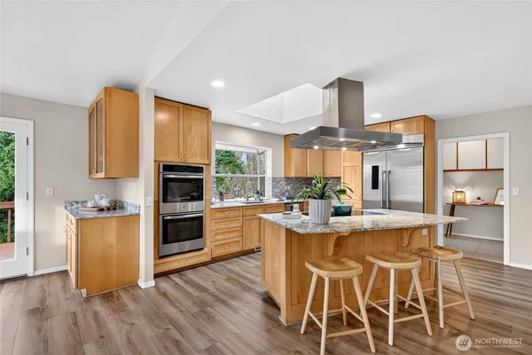 $1,598,000 | 6730 Northeast 202nd Street, Kenmore, WA 98028