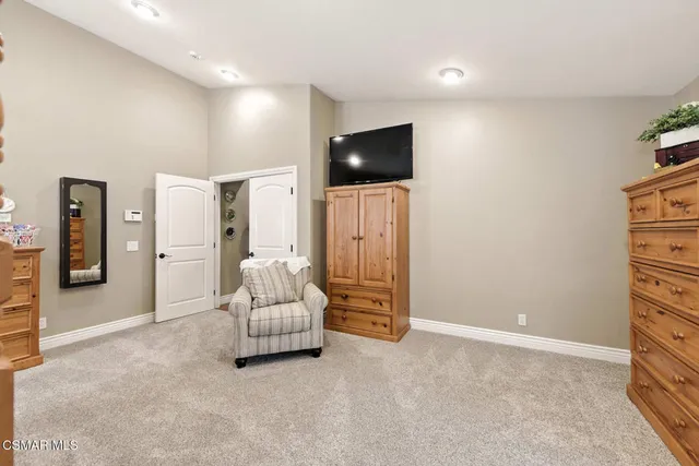 a view of back yard of the house