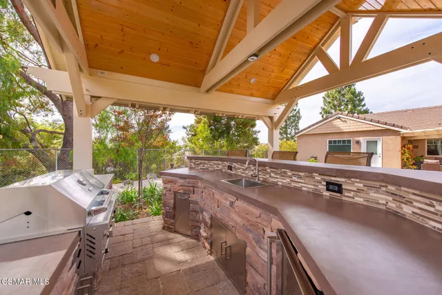 $1,850,000 | 2056 Casual Court, Simi Valley, CA 93065