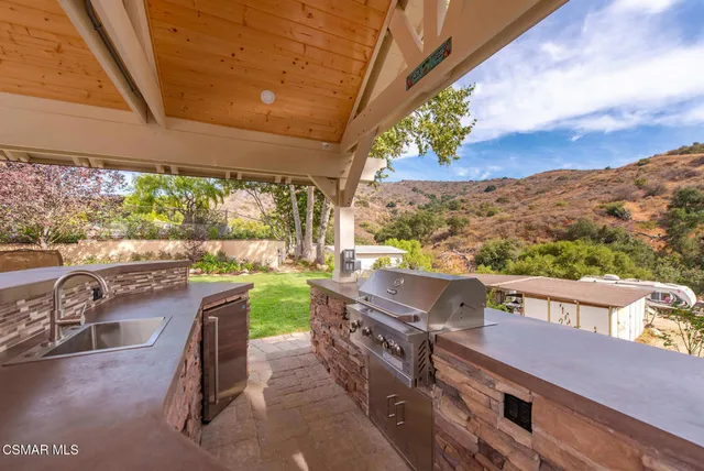 $1,850,000 | 2056 Casual Court, Simi Valley, CA 93065