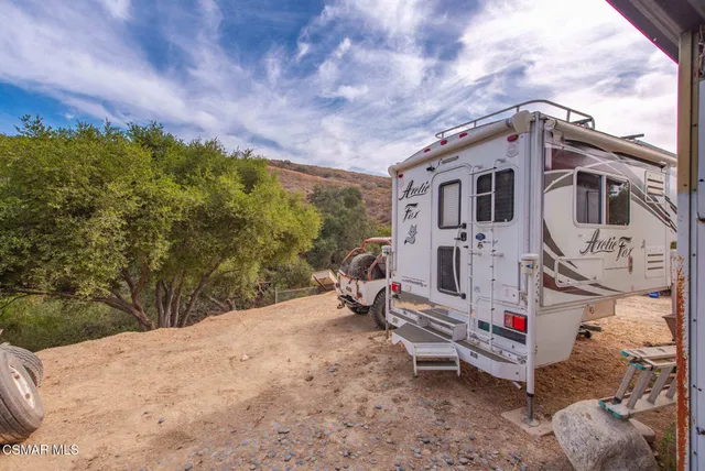 $1,850,000 | 2056 Casual Court, Simi Valley, CA 93065