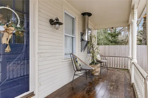 $895,000 | 5 Conrad Court, Newport, RI 02840