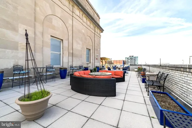 a outdoor view with a sitting space