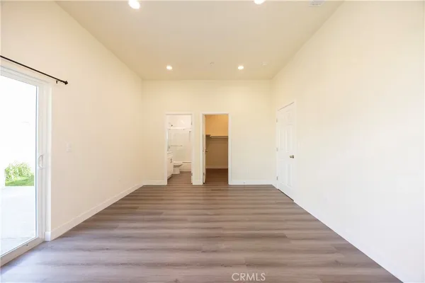 $4,000 | 2558 South 10th Avenue, Monrovia, CA 91016