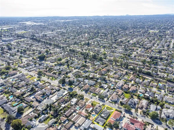 $4,000 | 2558 South 10th Avenue, Monrovia, CA 91016