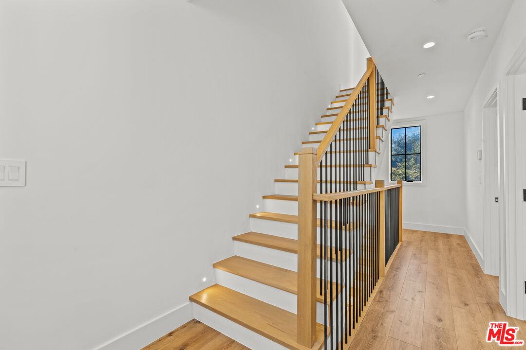 5539 Tova Road Sherman Oaks, CA 91411 - Photo 6 of 17 a view of entryway with stairs