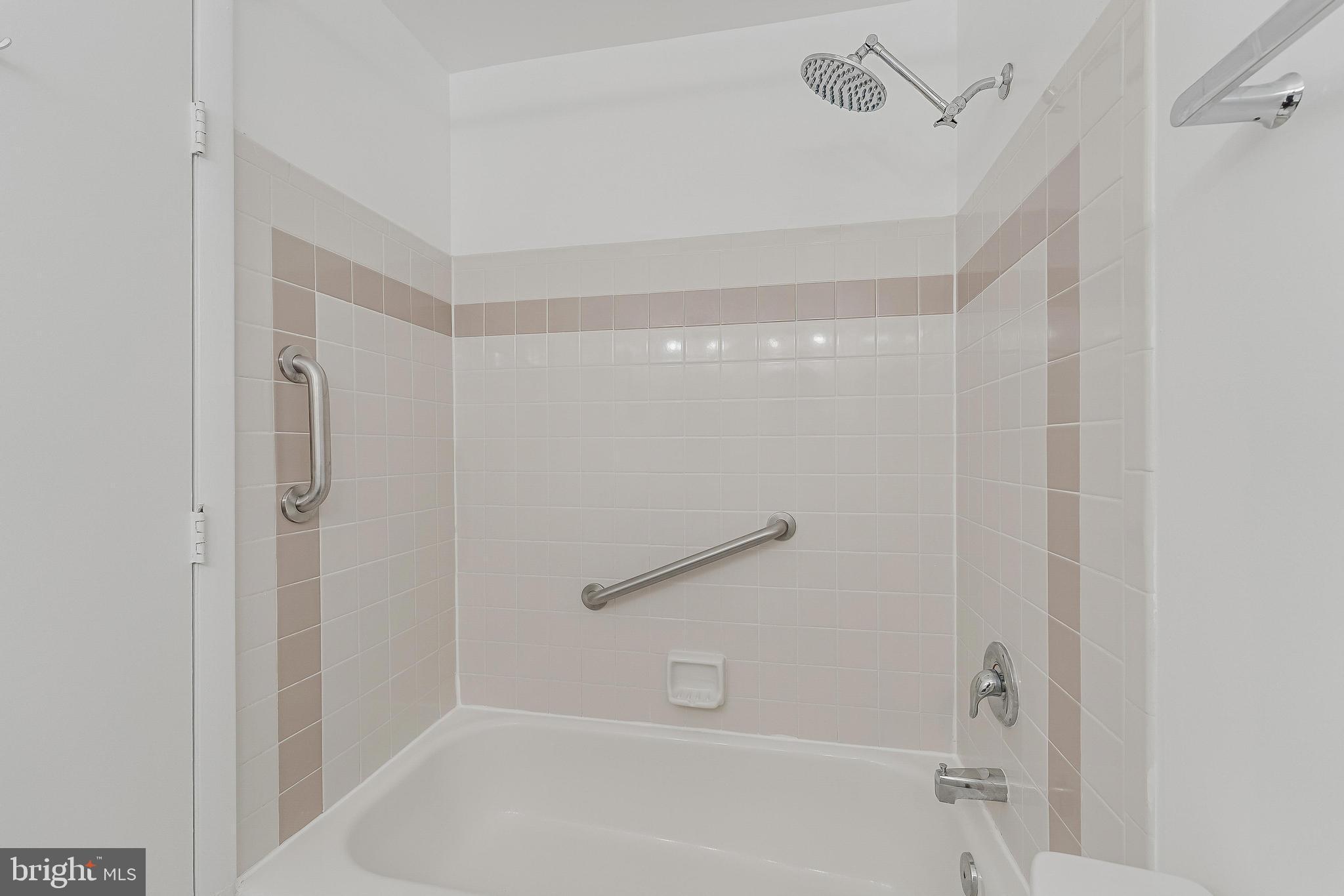 1719 Ascot Way, Unit 1719D Reston, VA 20190 - Photo 28 of 40