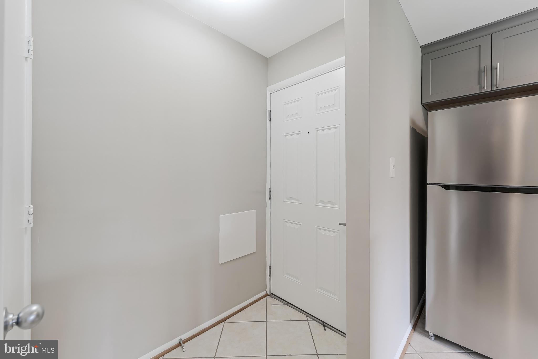 1719 Ascot Way, Unit 1719D Reston, VA 20190 - Photo 4 of 40