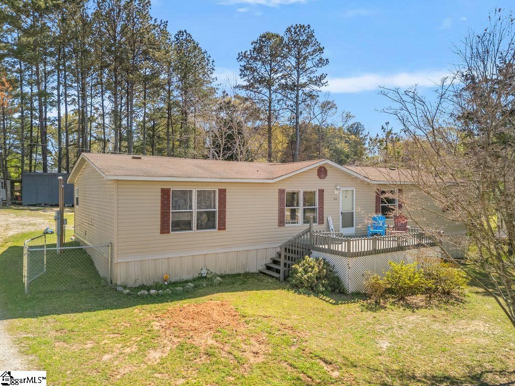 202 Pine Grove Road Anderson, SC 29624 - Photo 3 of 42