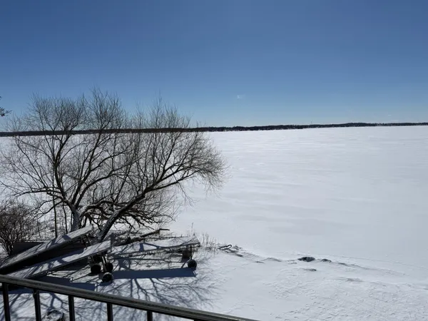 $399,000 | 321 Park Lake Boulevard East, Unit 308, Detroit Lakes, MN 56501