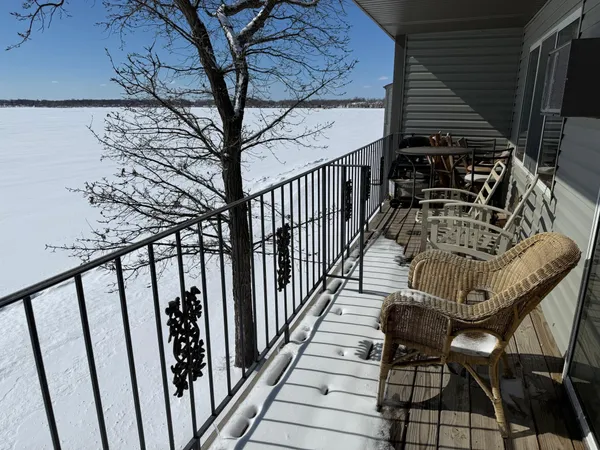$399,000 | 321 Park Lake Boulevard East, Unit 308, Detroit Lakes, MN 56501