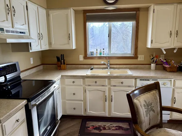 $399,000 | 321 Park Lake Boulevard East, Unit 308, Detroit Lakes, MN 56501