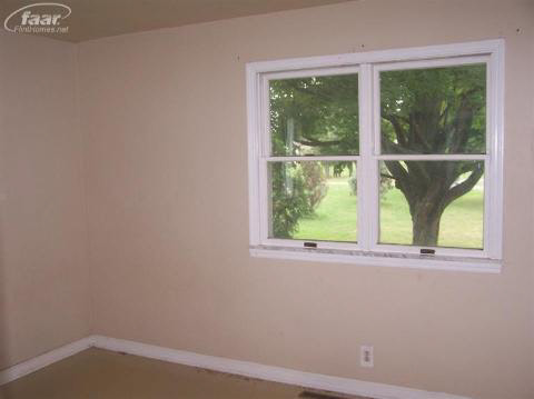 12433 Odell Road Linden, MI 48451 - Photo 3 of 16 20144567-2.JPG