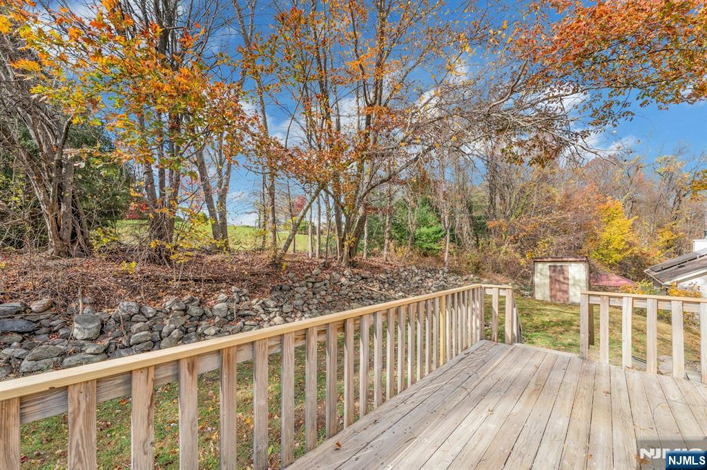 39 Delaware Road West Milford, NJ 07421 - Photo 27 of 41