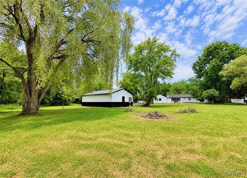6921 Bear Ridge Road Pendleton, NY 14120 - Photo 41 of 43
