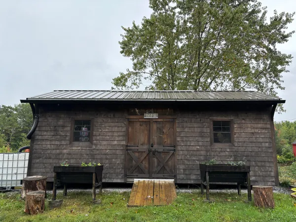 $155,000 | 1612 U.S. Rte 1, Freeport, ME 04032