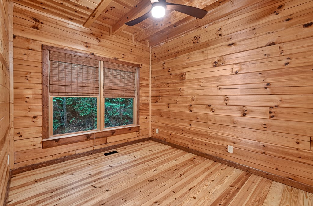357 Hemlock Trail Blue Ridge, GA 30513 - Photo 14 of 24