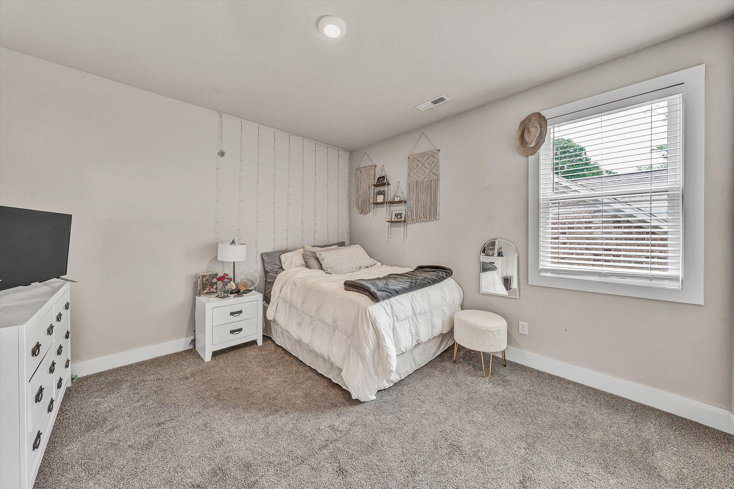 2750 McVitty Road Roanoke, VA 24018 - Photo 27 of 55 27-DSC00211