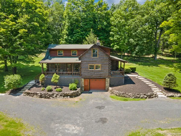 $874,999 | 294 Comfort Trail, Montgomery, NY 12549