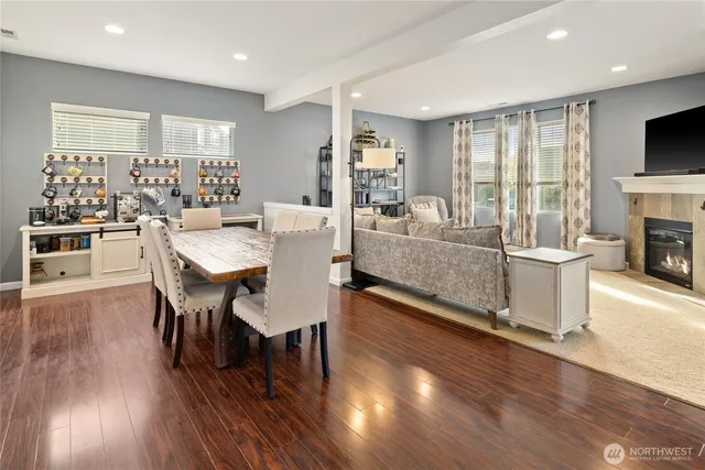 $569,900 | 7907 153rd St Court East, Puyallup, WA 98375