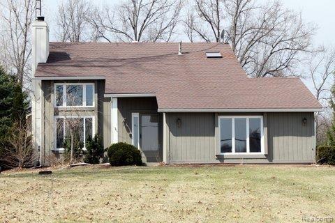 11021 Douglas Road Temperance, MI 48182 - Photo 2 of 16 IMG_0016.jpg